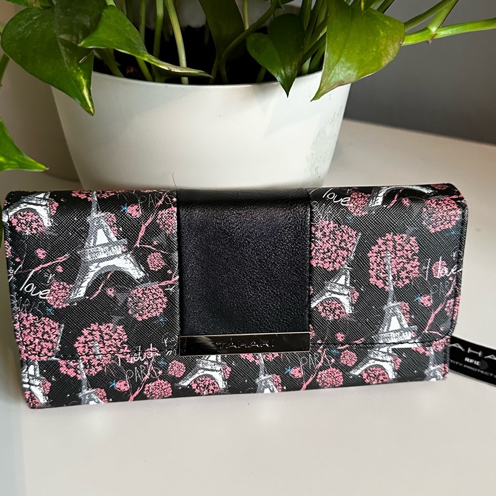 TAHARI Paris Love Vegan Leather Wallet
